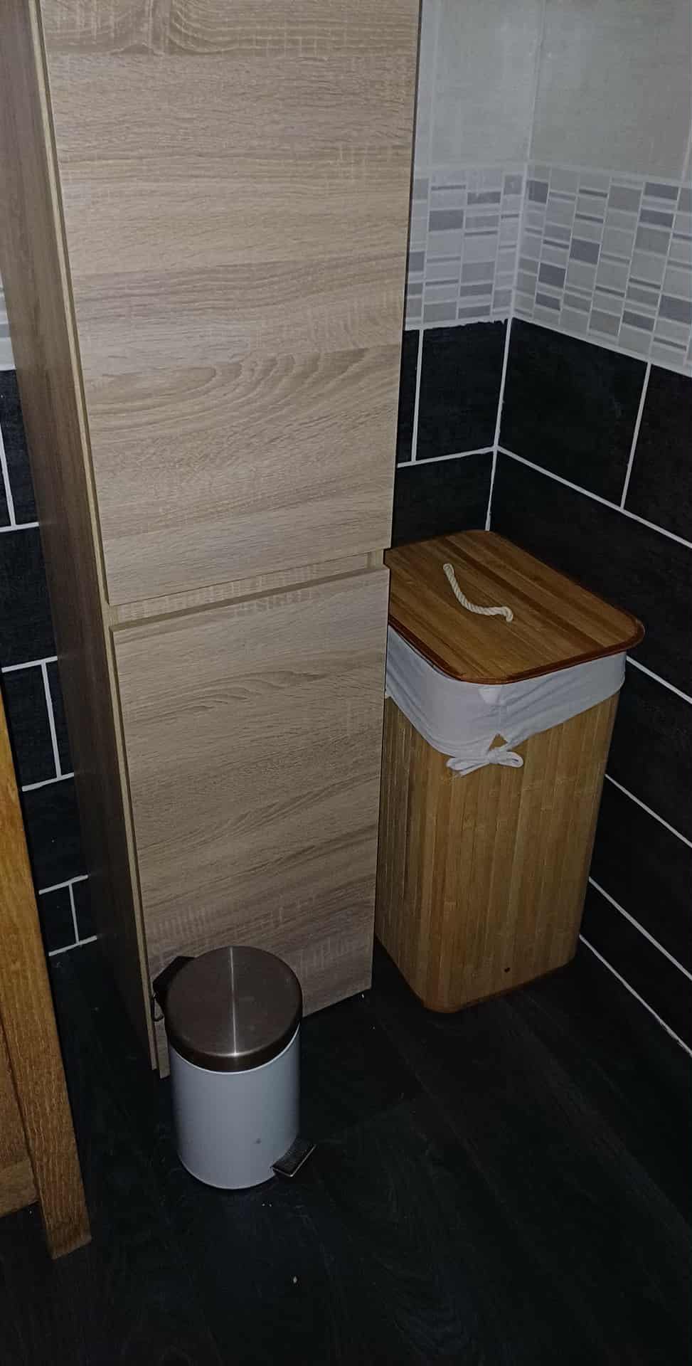 Très beau dans la salle de bain