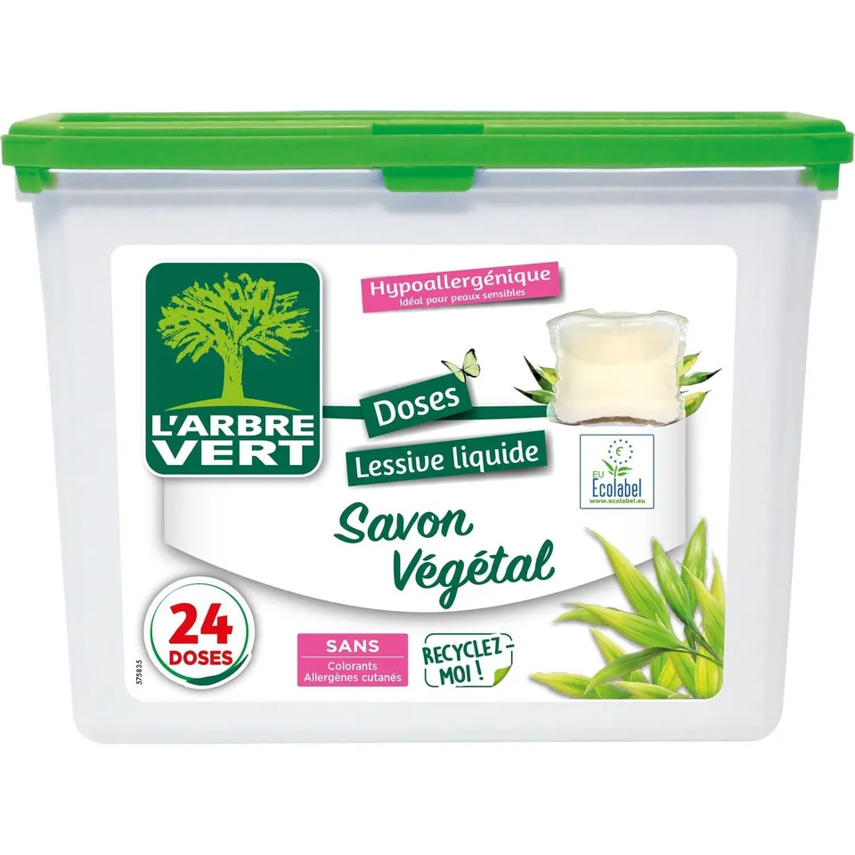 l-arbre-vert-doses-lessive-liquide-savon-v-g-tal-hypoallerg-nique-24-doses image 1