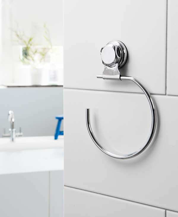 compactor-bestlock-anneau-porte-serviettes-ventouse-chrome image 5