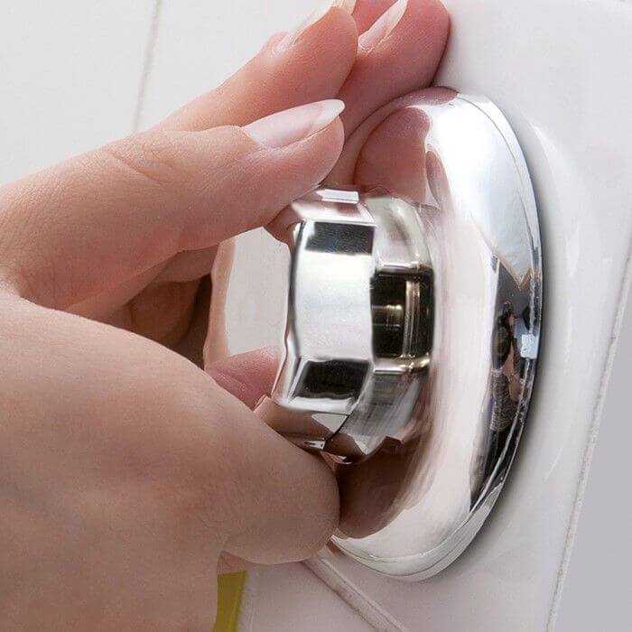 compactor-porte-serviettes-ventouses-bestlock-chrome image 6