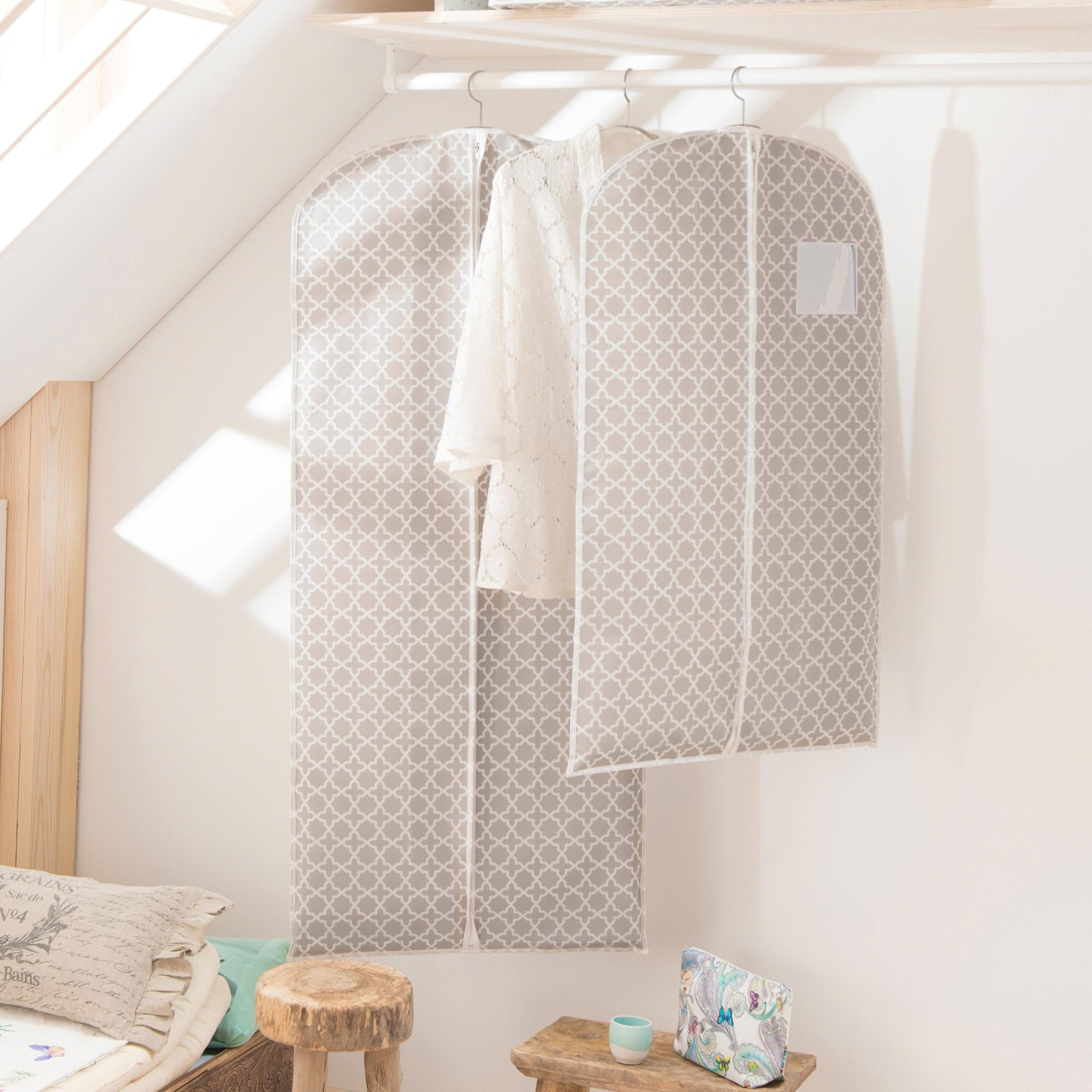 compactor-madison-lot-3-housses-v-tements-taupe-60-x-h-137-cm-ran8325 image 7